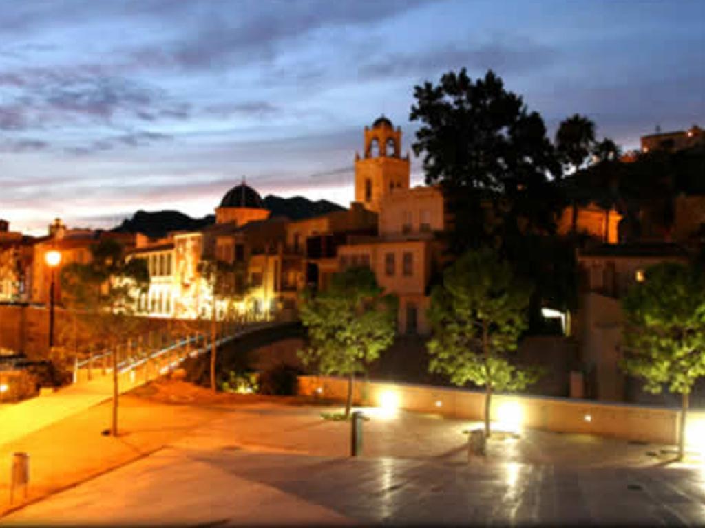Hostal Rey Teodomiro Ориуэла Экстерьер фото